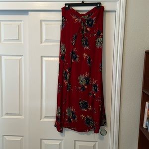 FLORAL MAXI SKIRT